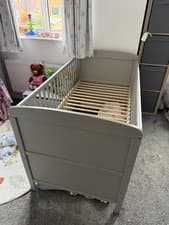 Image of Grey Baby Cotbed