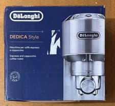Image of De'Longhi Dedica Style EC685M Pump Espresso Machine Coffee Maker BLACK
