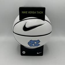 Image of Nike NCAA UNC North Carolina Tar Heels Versa Tack Mid-Size Basketball PBB454-855