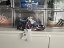 Image of Adidas Slides Adilette 22 - Carbon Flash Purple Pink uk9 (no box )
