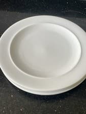 Image of Brand new 4 Large plain White By Denby Dinner plates