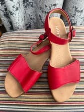 Image of Ladies Hotter leather red sandals  size UK 4 1/2 NEW