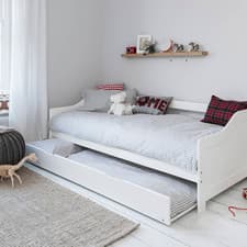 Image of Day Bed Single with Pull out Trundle Extra Guest in White Hove