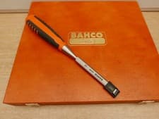 Image of BAHCO 424 12MM CARPENTERS BEVEL EDGE WOOD CHISEL