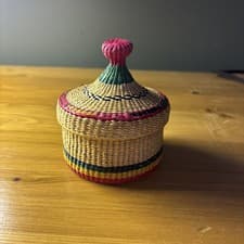 Image of Handwoven Seagrass Small Basket Vintage with Lid