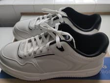 Image of Clarks Men's Elham Lace White Leather Trainers UK size 11