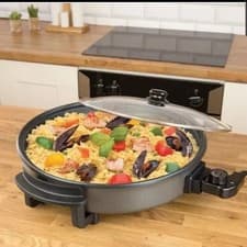 Image of Quest 40cm Multi-Function Electric Cooker with Lid / Non-Stick Electric Pan