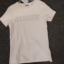 Image of SALE NEW GUESS GIRLS SHORT SLEEVED CREAM T-SHIRT SIZE 10 YRS 12 YRS