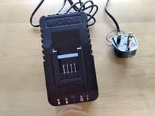 Image of WORX Fast Charger 18V/20V Lithium One Hour Power Share Battery Charger WA3880