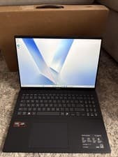 Image of ASUS Vivobook 16 M1607KA Ryzen AI 5 330 16GB 512GB SSD 16" Laptop Win11 -194-