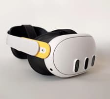 Image of Strap Adapter for Meta Quest 2 straps onto Quest 3 and 3S, Bobo Strap Compatible