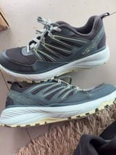 Image of Karrimor Caracal TR women's trainers in a charcoal and blue colorway.