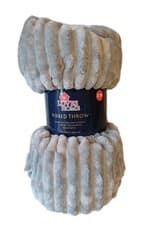 Image of Chunky Ribbed Throw Blanket Faux Fur Fleece Cozy King Size 200 x 240 cm RRP £39