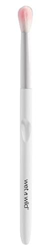 Image of Wet n Wild, Makeup Brush, Crease Brush, Long-tipped, Tapered Brush that Flawlessly Picks Up Shadows to Apply to the Crease of the Eye, Easy-to-use Makeup Brushes