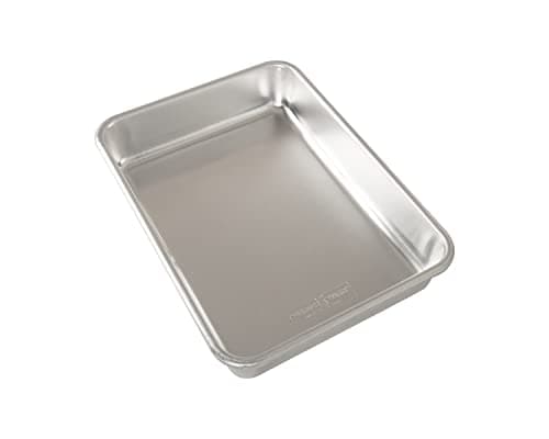 Image of Nordic Ware Naturals 9" x 13" Rectangular Cake Pan, Natural Aluminium Baking Tin with Superior Heat Conductivity, Premium Bakeware Made in the USA, Silver