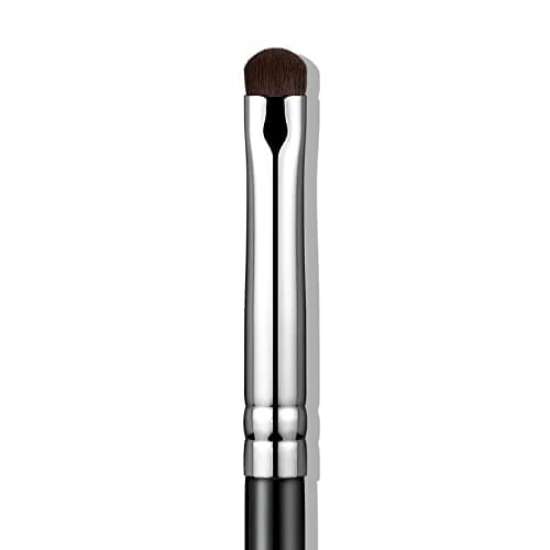 Image of EIGSHOW Concealer Brush, Detail Smudging Brush, Small Flat Concealer Brushes for Eyeshadow, Under Eyes Blemishes Precision Application(E867)