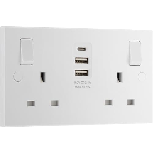 Image of BG Electrical 15W Double Switched Power Wall Plug Socket with Two Type A and Single Type C USB Charging Ports, Square Edge, Nexus 900 Series, White Moulded, 13A, 922UAAC15