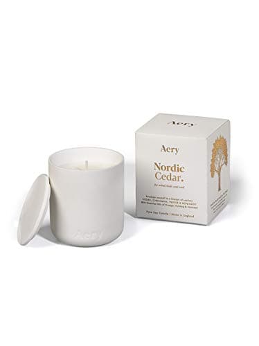 Image of Aery Fernweh Candle, Nordic Cedar, White, One size, 280g