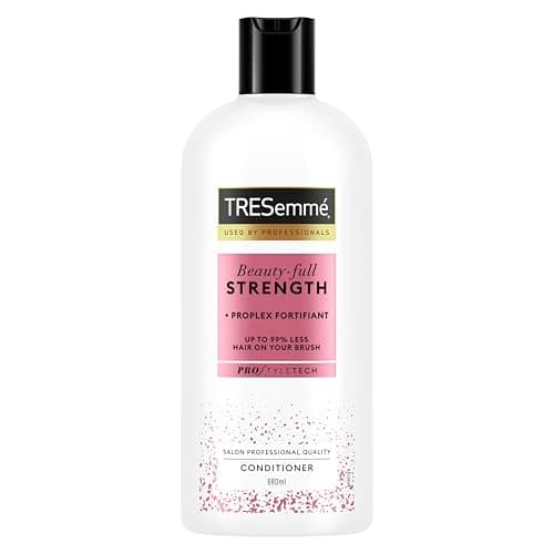 Image of TRESemmé Beauty-Full Strength Conditioner with ProPlex Fortifiant for damaged hair 680 ml
