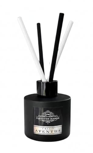 Image of Creed Aventus reed diffuser 100ml. Creed Aventus reed diffuser is inspired by the luxurious high end aftershave. Unique gift.