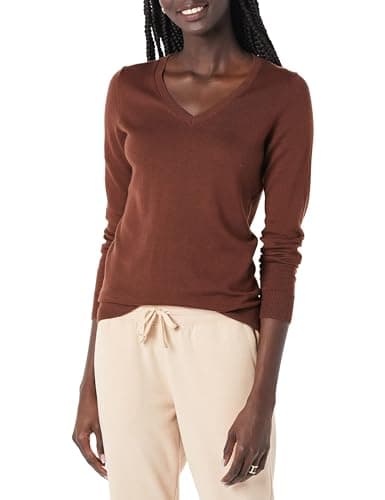 Image of Amazon Essentials Women's Regular-Fit Lightweight V-Neck Long-Sleeve Jumper (Available in Plus Size), Toffee Brown, M
