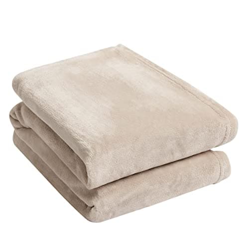 Image of Brentfords Throws for Sofas Mink Cream Blanket, Super Soft Warm Flannel Fleece Blanket for Bed Settee Lightweight Fluffy Single Bed Throw, 120 x 150cm