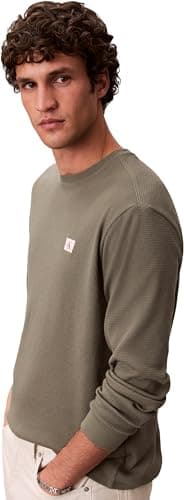 Image of Calvin Klein Men's Ls Waffle Badge Crewnk Tee Lv040Em217 Tees, Beige (Dusty Olive), 3XL