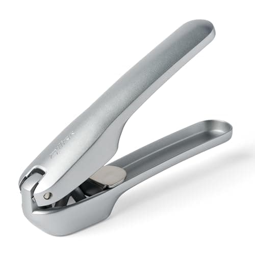 Image of Zyliss Garlic Press Susi 4, Aluminium, No Need to Peel Garlic Crusher for Crushing Garlic/Garlic Bulbs/Ginger, Non-Stick Easy to Clean, Comfortable Grip, Dishwasher Safe