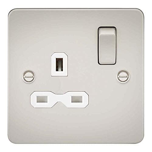 Image of Knightsbridge FPR7000PLW Flat Plate Switched Socket, Pearl with White Insert, 13 A, 1G, DP