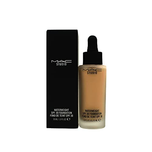 Image of MAC STUDIO WATERWEIGHT SPF 30 /PA++ FOUNDATION