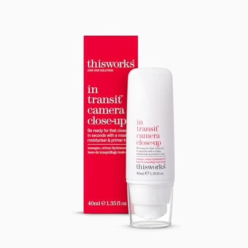 Image of This Works In Transit Camera Close-Up, 40 ml - Hydrating Primer for a Long-Lasting and Flawless Finish to Make Up - 3 in 1 Face Moisturiser, Mask and Primer with Vitamin C and Hyaluronic Acid