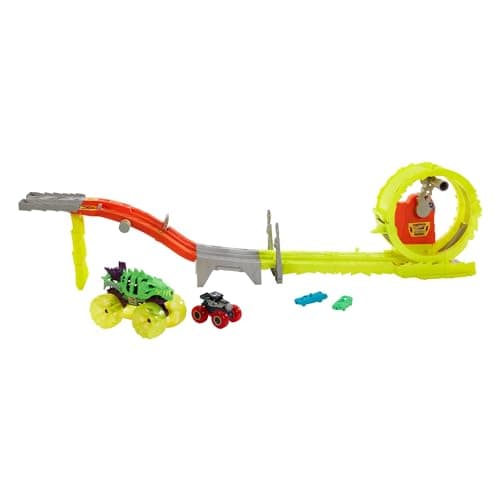 Image of Hot Wheels Monster Trucks Track Set with 2 Toy Trucks: Oversized Skelesaurus & 1:64 Scale Bone Shaker, Charge & Chase Challenge with 2 Crushed Cars, HYT07