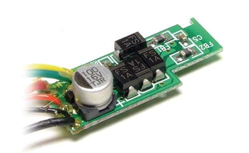 Image of Scalextric C7005 1:32 Scale Incar Conversion Digital Chip (A) for Single Seat Cars Digital Accessory