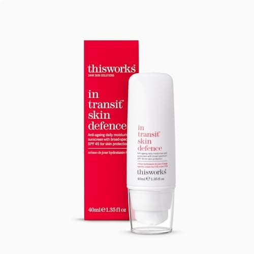 Image of This Works In Transit Skin Defence, 40 ml - SPF Face Moisturiser with Hyaluronic Acid, Vitamin E and Antioxidants - Anti-Aging Daily Face Sunscreen with SPF 45 for Broad-Spectrum UVA/UVB Protection