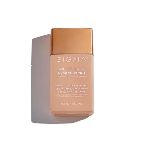 Image of Sigma Beauty Skin Perfector – Hydrating Skin Tint Foundation for Lightweight, Buildable Coverage, With Hyaluronic Acid, Niacinamide Serum, and More (3 Medium Golden Tint, 1.12oz)