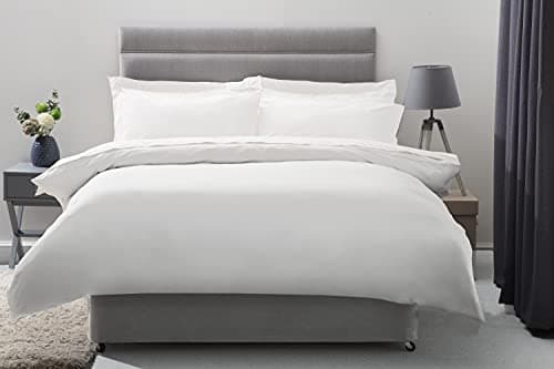 Image of Belledorm Egyptian Cotton 200 Thread Count - 12" Fitted Sheet + Duvet Cover + Housewife Pillowcases (White, Double)