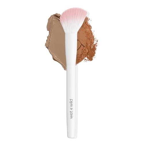 Image of wet n wild Contour Brush, Sculpt, Highlight, & Blend, Luxurious Plush Fibers, Ergonomic Handle for Comfortable Precision Control , Cruelty-Free & Vegan