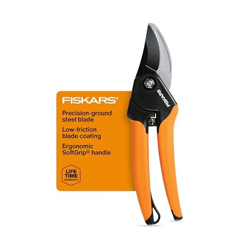 Image of Fiskars Bypass Pruning Shears, 5/8-Inch Cut Capacity SoftGrip Hand Pruner for Small Hands, Blade Stays Sharp Through Heavy Use with Rust Resistant, Low-Friction Coating