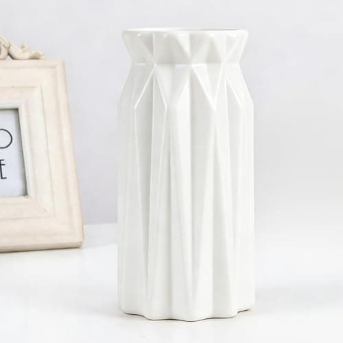 Image of Eastrise Plastic Vases, Nordic Geometric Flower Vases for Dried/Fresh Flowers, Unbreakable Desktop Decor for Living Room, Kitchen, Office, Wedding (White)