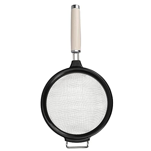 Image of KitchenAid Sieve, Mesh Strainer, Medium 17.5 cm, Almond Cream