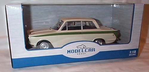 Image of Model Car Group F0RD Lotus Cortina MKI White/Green 1963 Vehicle 1:18 scale diecast model