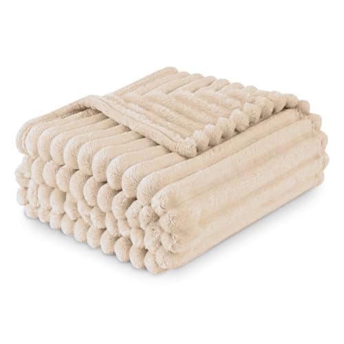 Image of GC GAVENO CAVAILIA Luxury Faux Fur Ribbed Blanket Sofa Large Throw 200 x 240 Cm - Thermal Warm & Cosy Thick Fluffy Throws - Fleece Blanket Throw For Sofa Bed Couch - Cream