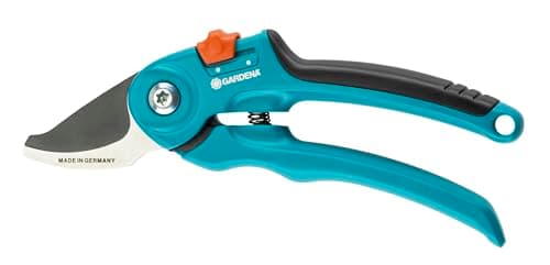 Image of Gardena Garden Secateurs B/S: Stable Vine Shears with a Bypass Blade for Green Wood of up to 20 mm in Diameter, Angled Cutting Head, Two Handle Positions, with sap Groove and Wire Cutter (8854-20)