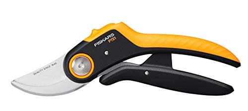 Image of Fiskars Bypass Garden Pruners, Plus PowerLever, P721, For fresh branches and twigs, Non-stick coated, Stainless steel blades, Length: 21 cm, Black/Orange, 1057170