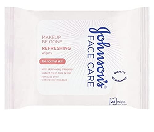 Image of Johnson’s Make-Up Be Gone 5-in-1 Refreshing Cleansing Wipe Gently Remove up to 99% of Makeup, Including Waterproof Mascara, Pack of 25 Wipes