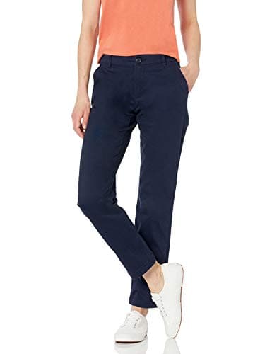 Image of Amazon Essentials Women's Curvy Straight-Fit Stretch Twill Chino Trousers, Navy, 14