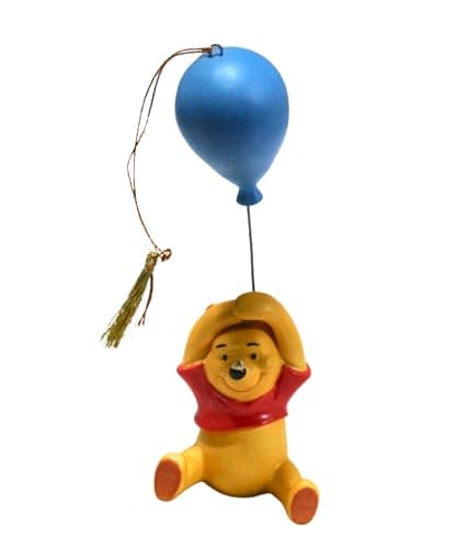 Image of Walt Disney Classics Collection (WDCC) Winnie the Pooh, Up to the Honey Tree