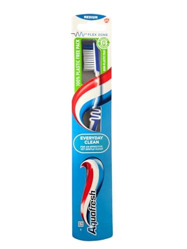 Image of Aquafresh, Toothbrush, Medium, Pack of 3