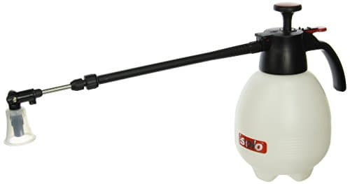 Image of SOLO 420 2-Liter One-Hand Pressure Sprayer with Adjustable Telescoping Wand