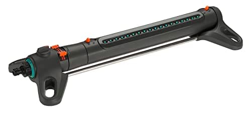 Image of Gardena AquaZoom L rectangular sprinkler: Sprinkler for watering areas of 28–350 m², range 7–21 m, spread 4–17 m, built-in metal filter (18714-20)